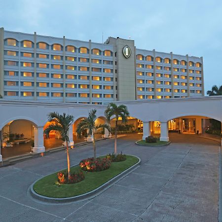 Отель Real Intercontinental San Salvador By Ihg Экстерьер фото
