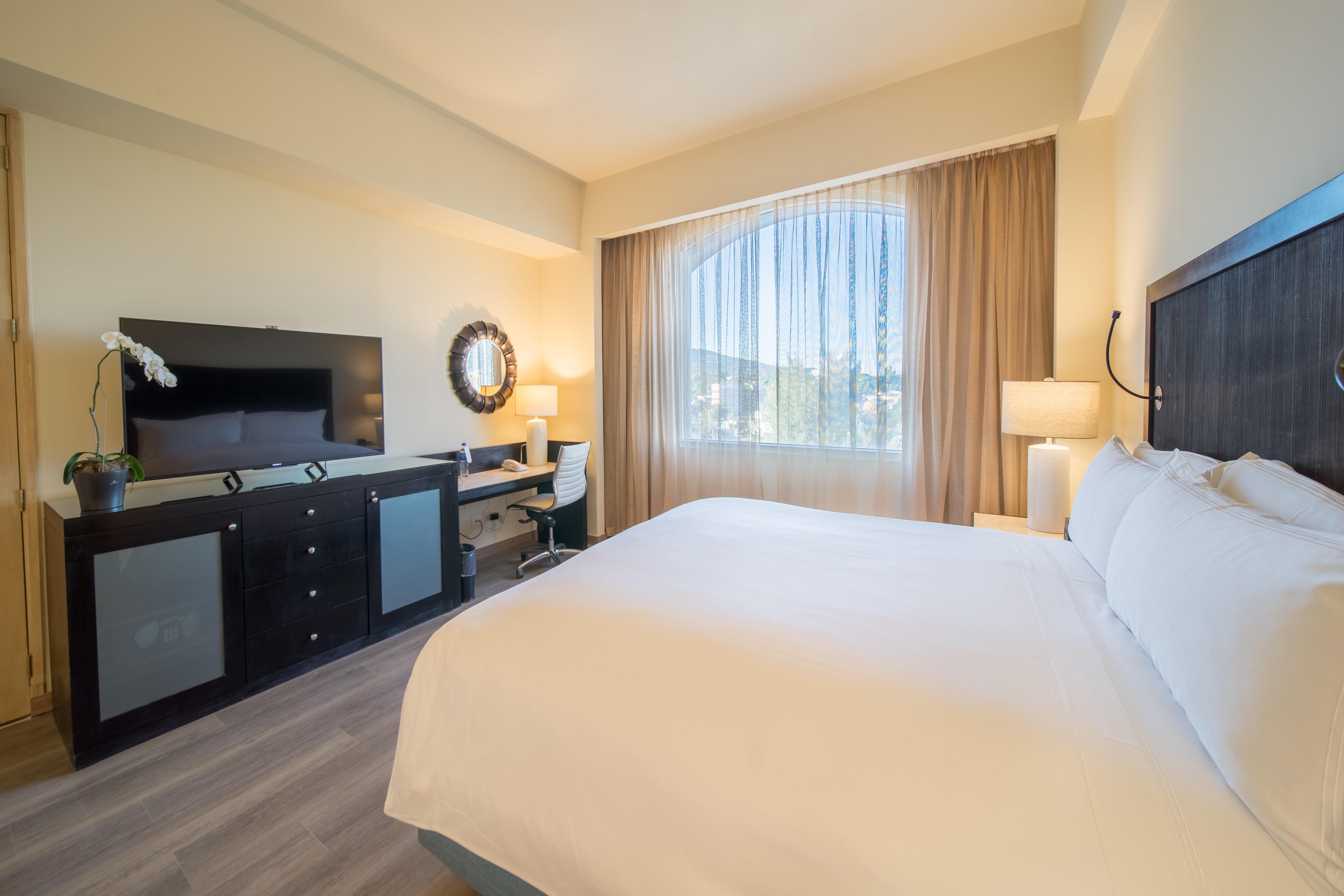 Отель Real Intercontinental San Salvador By Ihg Экстерьер фото