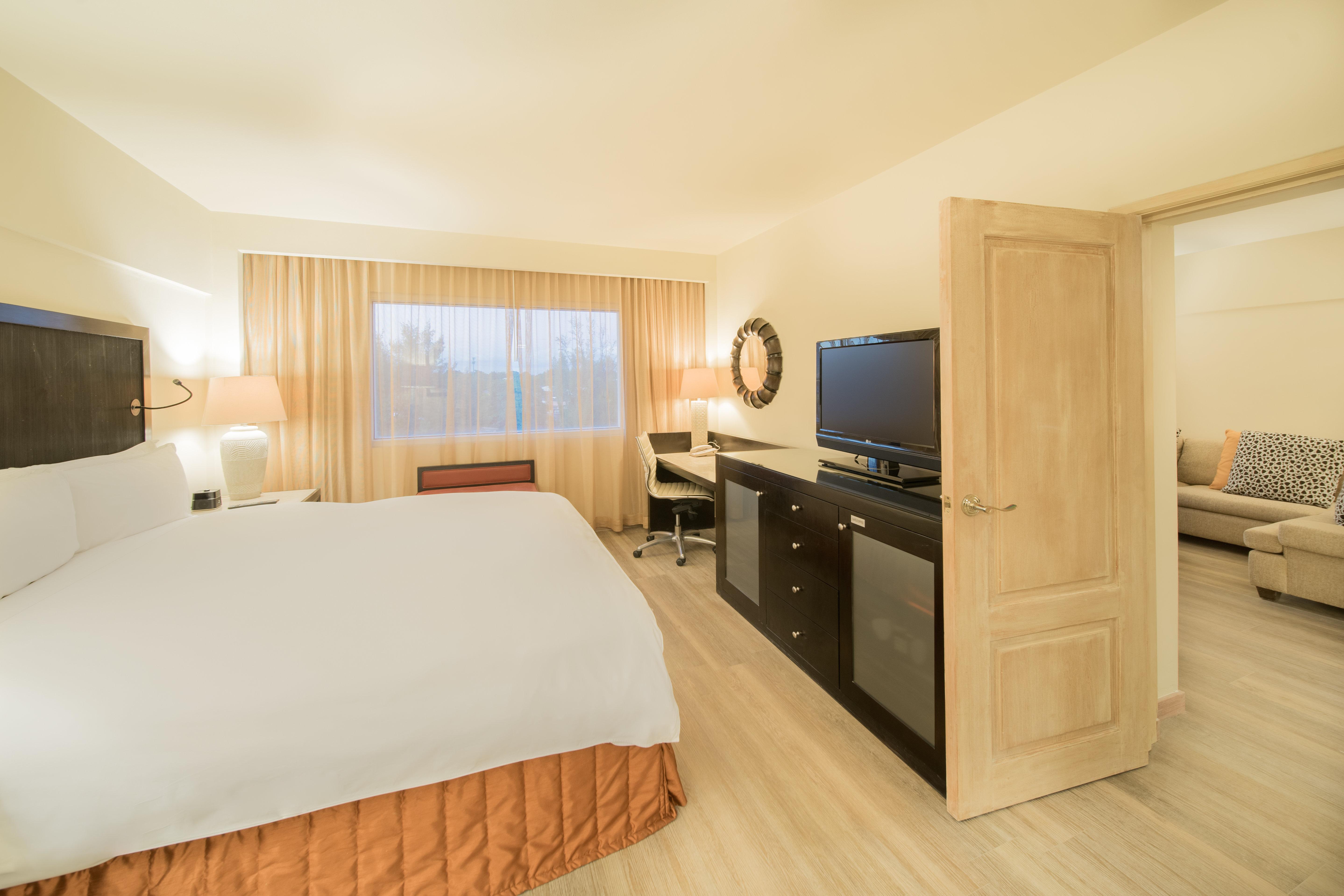 Отель Real Intercontinental San Salvador By Ihg Экстерьер фото