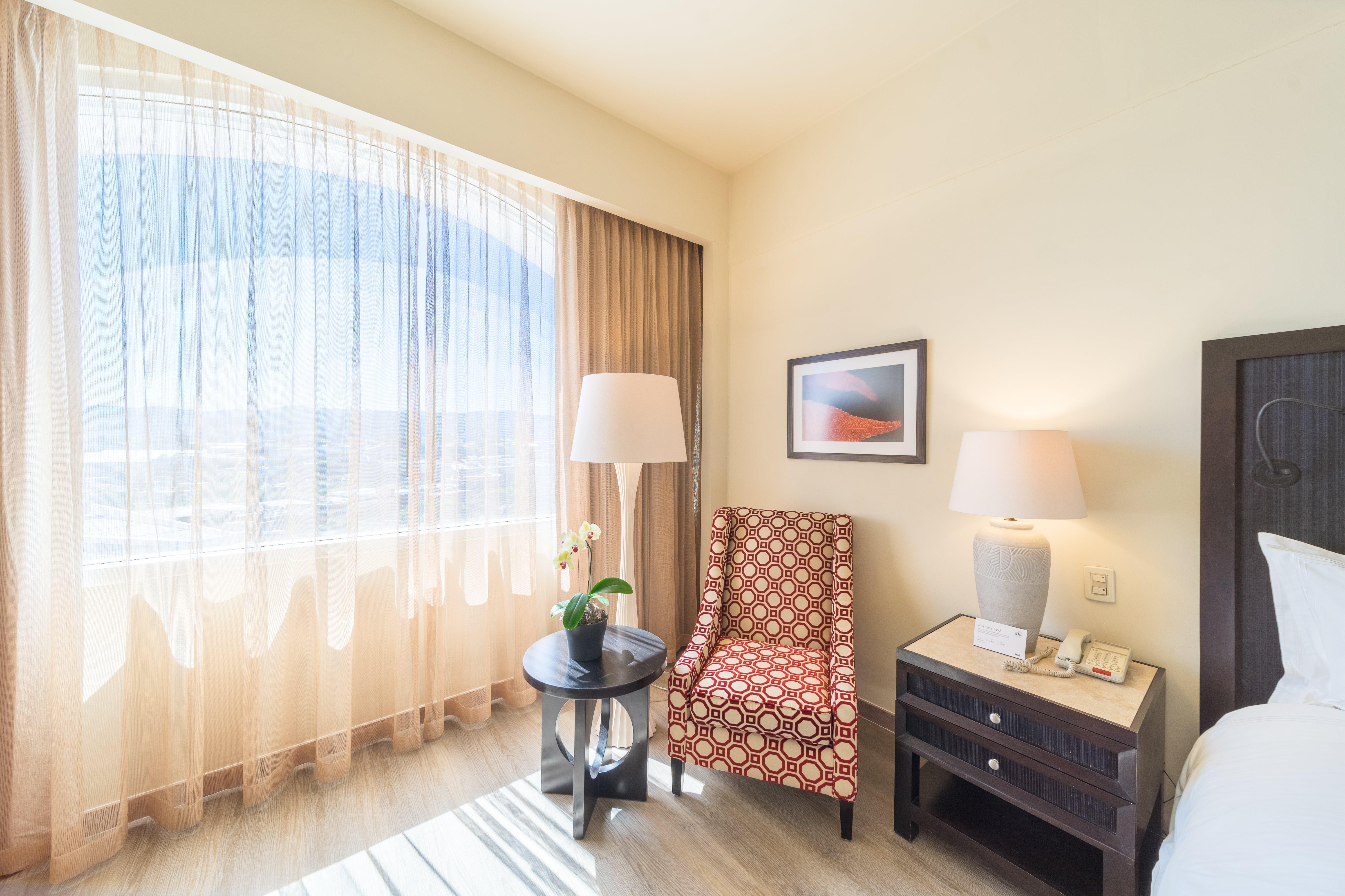 Отель Real Intercontinental San Salvador By Ihg Экстерьер фото