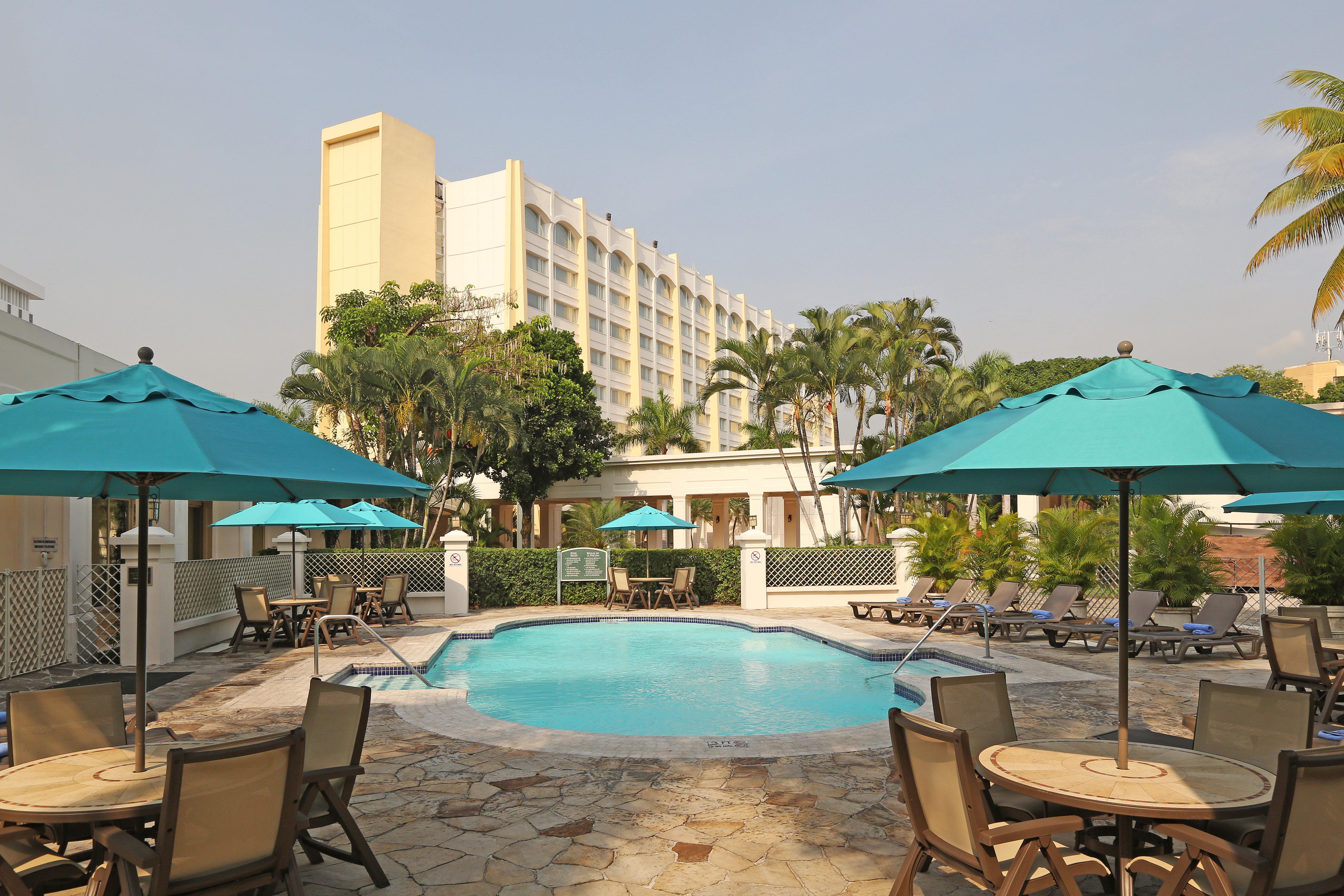 Отель Real Intercontinental San Salvador By Ihg Экстерьер фото